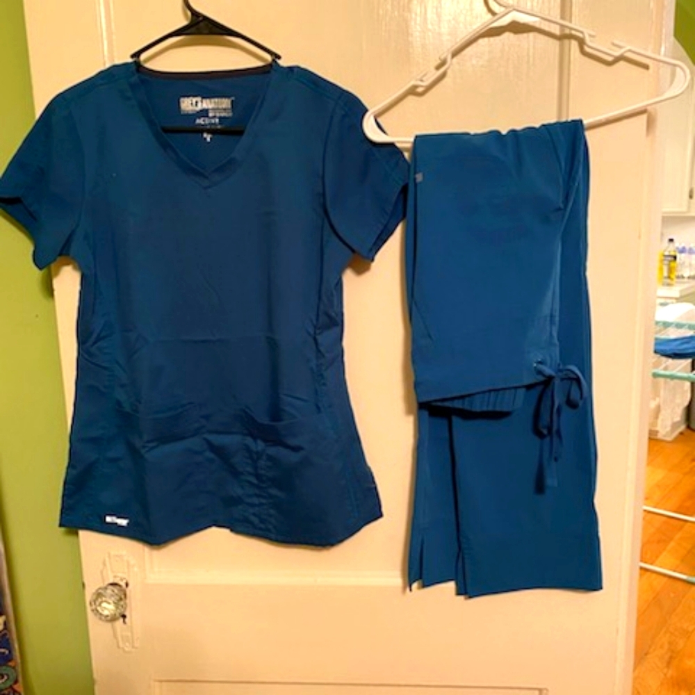 Womens Scrubs